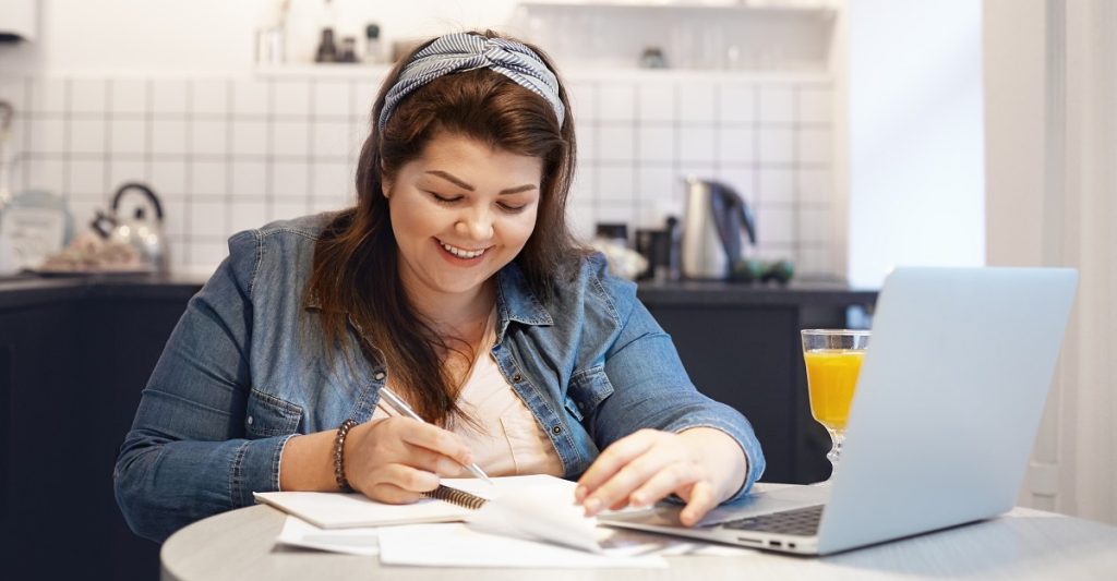Alcance seus objetivos com cursos gratuitos da Fundación Carlos Slim!