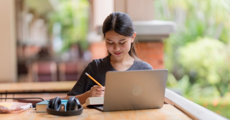 Cursos gratuitos Capacítate para el Empleo: Aprenda online e receba seu certificado